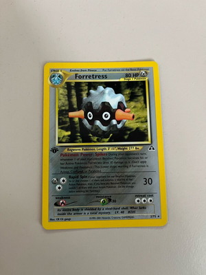 Forretress 2/75 N2 1st Edition Holofoil Rare in like new condition