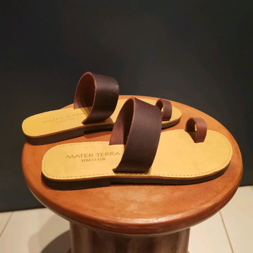 Handmade leather unisex children's sandals like new, size 35