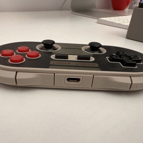 8bitdo NES30 Pro controller like new