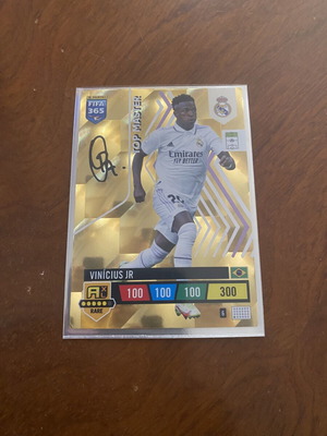Panini FIFA 365 Adrenalyn XL 2023 Vinicius υπογεγραμμένη κάρτα σε θήκη