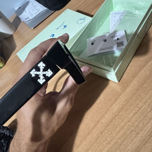 Off White sunglasses, black, authentic with box and tags
