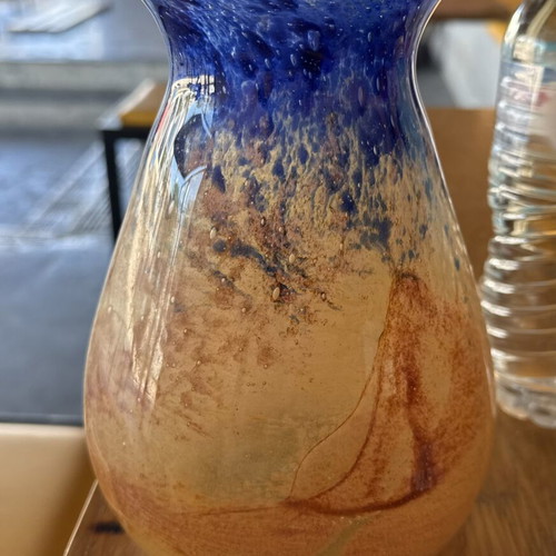 Blown glass vase like new