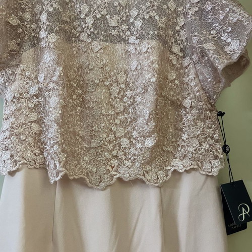 Adrianna Papell dress new, size M, pink