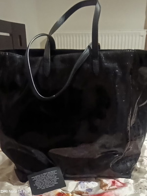 Karl Lagerfeld shoulder bag black patent leather like new