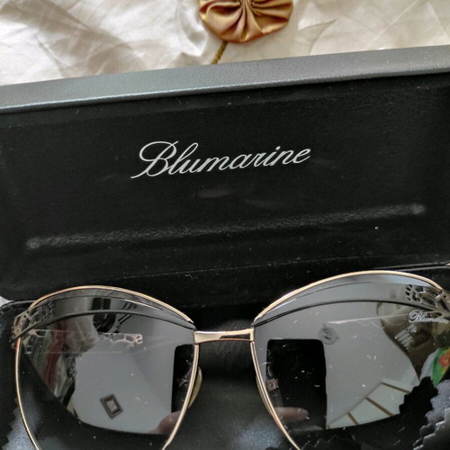 Blumarine butterfly sunglasses new, black