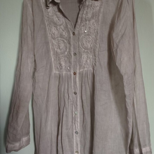 Italian cotton tunic size M like new, beige-grey with floral embroidery