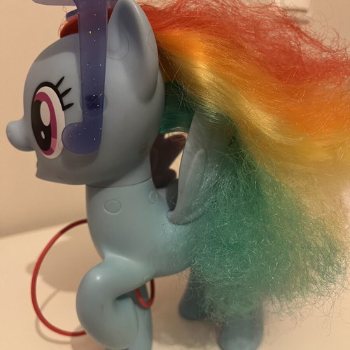 My Little Pony Singing Rainbow Dash figure used with microphone and music