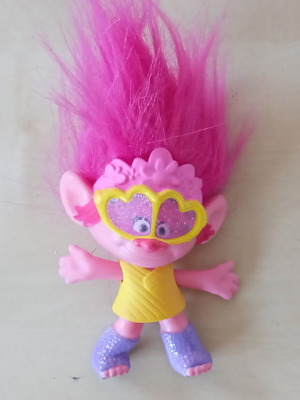 Φιγούρα Trolls World Tour Party Poppy 2020