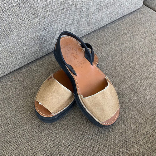Popa sandals used, size 40, black and beige