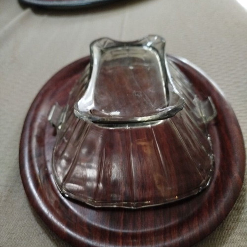 Glass serving dish like new, greenish glass