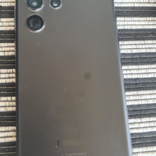 Samsung Galaxy S22 Ultra 12GB RAM 512GB storage like new with extras