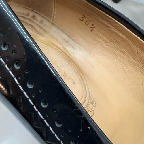 Tod's black patent leather mid heels used