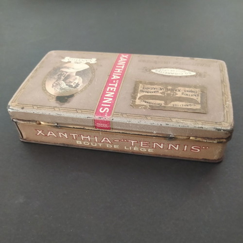 Xanthia "Tennis" vintage tin cigarette box 1920s