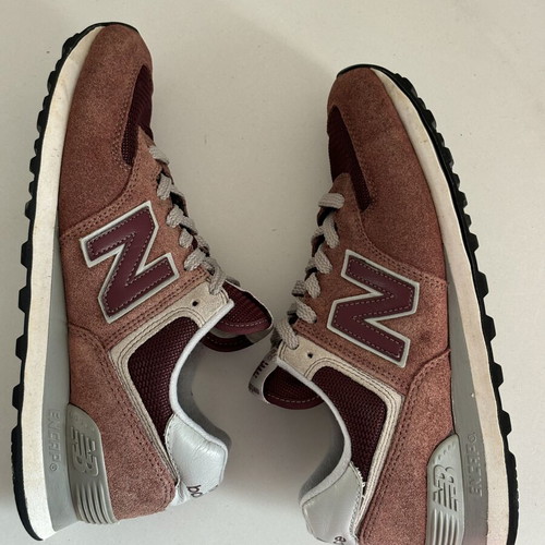 New Balance 574 sneakers size 38, red