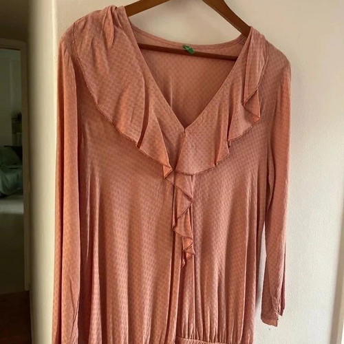 Benetton pink dress size S with bolero-style sleeves