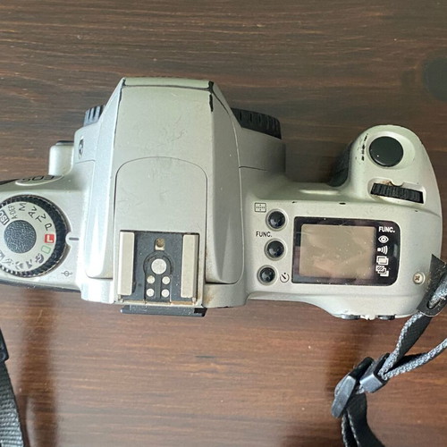 Canon EOS 300 (Rebel 2000) SLR camera body used