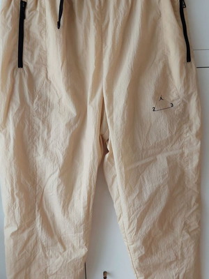 Jordan engineered pant like new, size XL, beige