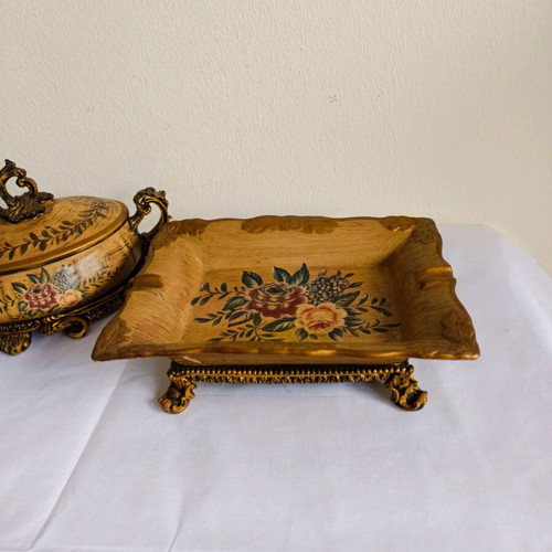 Ceramic set fondue pot and ashtray like new