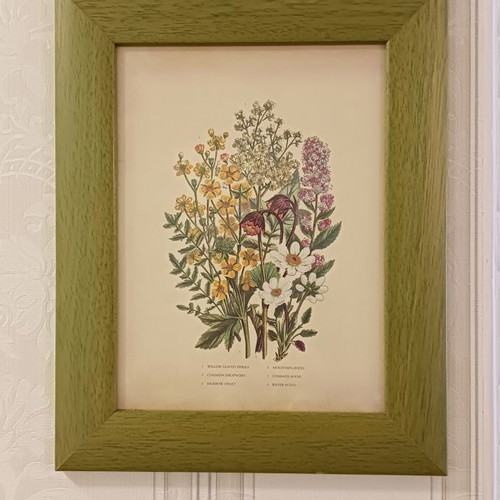 Picture frame used, available in several pieces and designs