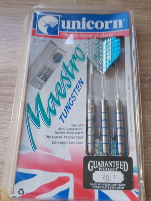 Unicorn Tungsten Maestro 1990 darts new