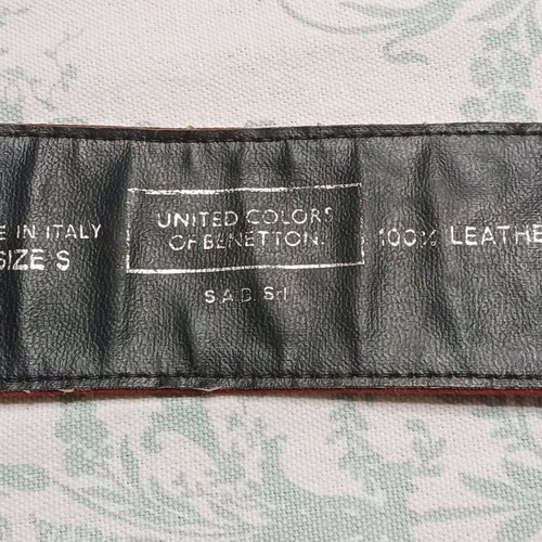 Benetton velvet belt like new, leather inside, red