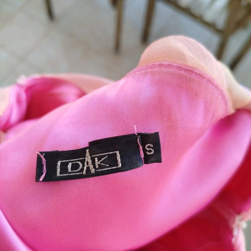 DAK dress like new, comfortable, elegant, size S, white and pink