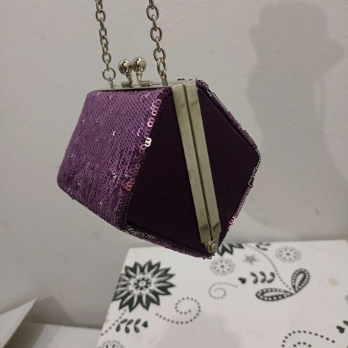 Clutch bag polygonal like new with purple sequins