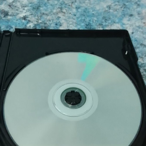 The Matrix Resurrections DVD like new, action sci-fi with subtitles