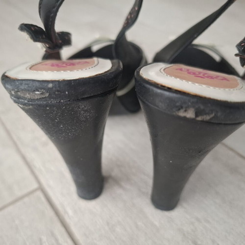 Fornarina sandals platform heels size 39 used, black with green details