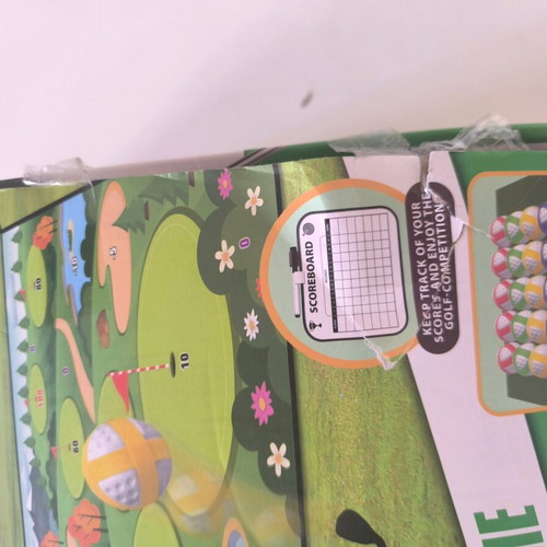 Children's golf like new with non-slip mat and clubs