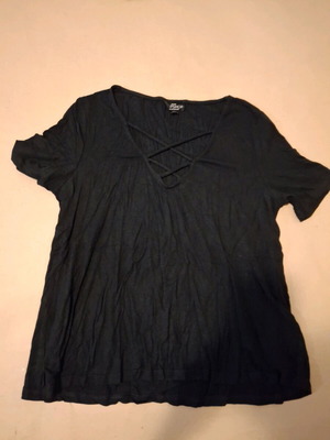 Topshop μπλουζάκι μεταχειρισμένο, νούμερο 36, μαύρο με τιράντες