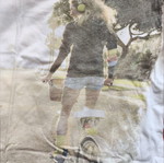 Μπλουζάκι Pull & Bear λευκό σαν καινούργιο με ρομαντική φωτογραφία