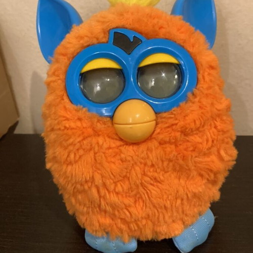 Furby Hasbro used, fully functional with sound and movement