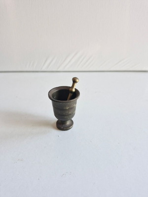 Miniature mortar used, made of brass