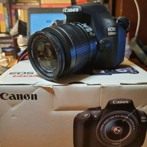 Canon EOS 1200D DSLR Camera Kit 18-55mm lens like new