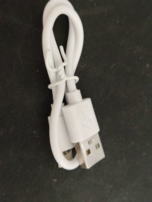 Usb-C 20cm very short unused cable