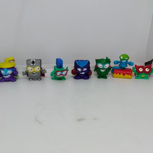 Superzings Superthings collectible figures set of 15 like new
