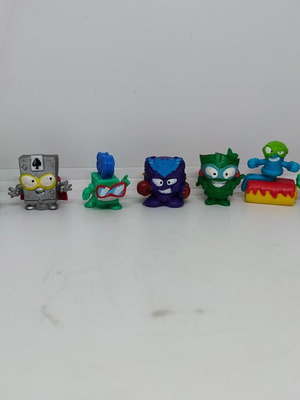 Superzings Superthings collectible figures set of 15 like new