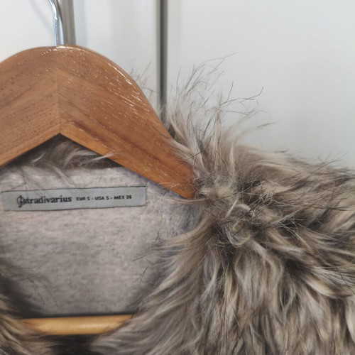 Stradivarius Faux Fur Vest like new, beige and brown, size S