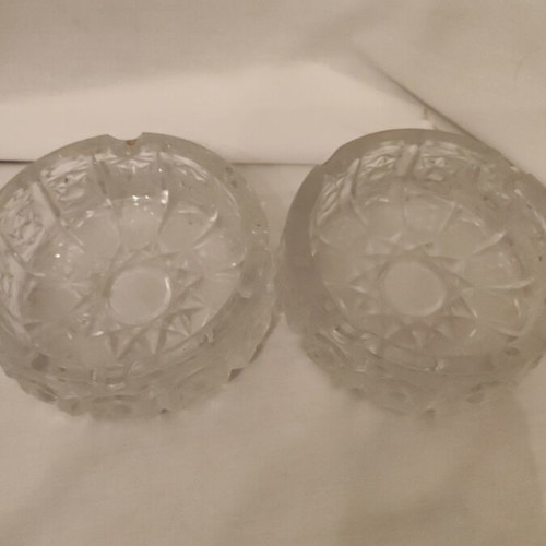 Crystal ashtray from Czechoslovakia like new, large and thick