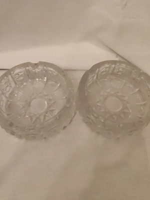 Crystal ashtray from Czechoslovakia like new, large and thick