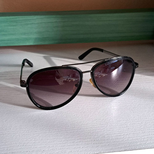 3Guys aviator sunglasses with dark purple lenses