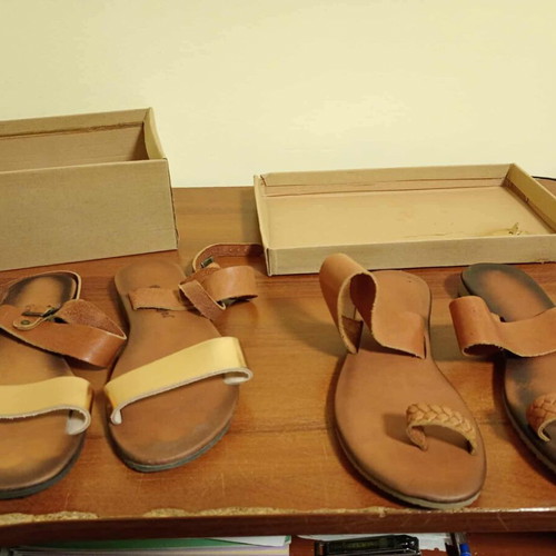 H&M Brown Sandals like new, size 38, pair