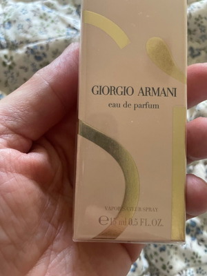 Giorgio Armani Eau de Parfum 15 мл нов, мини парфюм