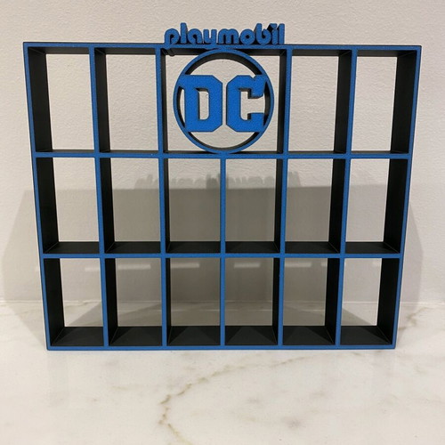 DC Playmobil stand like new for Kinder surprise figures