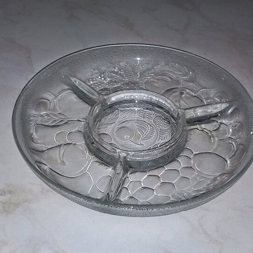 Serving platter for four positions like new