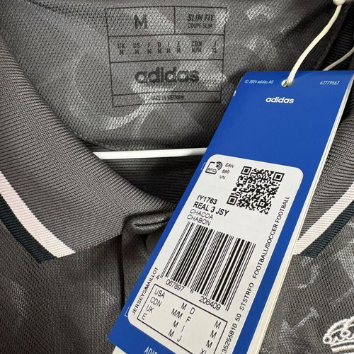 Real Madrid jersey Mbappe new, size M
