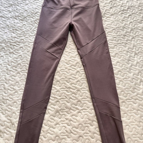 Luna&Miele high-waisted sports leggings dusty mauve-gray size M like new