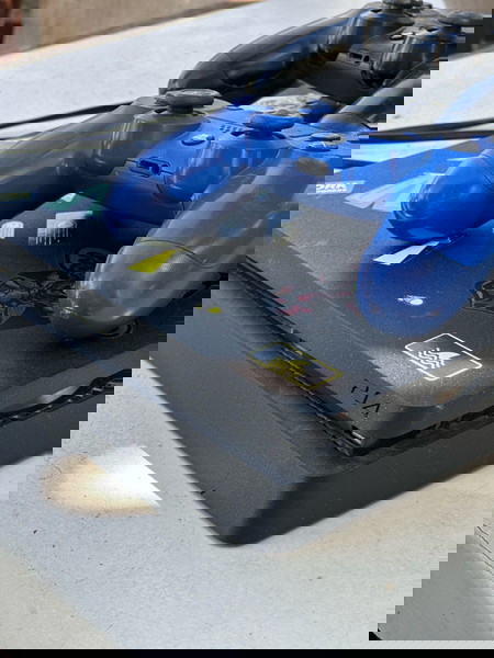 PS4