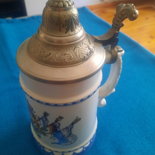 Bavarian Beer Stein like new with coat of arms, 24 cm